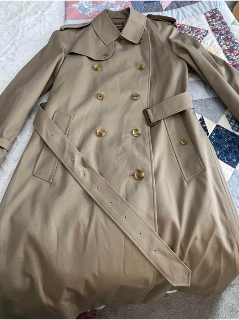 Burberry Beige Plaid Lined Trench Coat - Picture 2 of 8